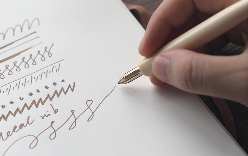 IdeaPlus Dip Pen Brass Nib – 29mm Calligraphy & Illustration Nib, 6mm Diameter