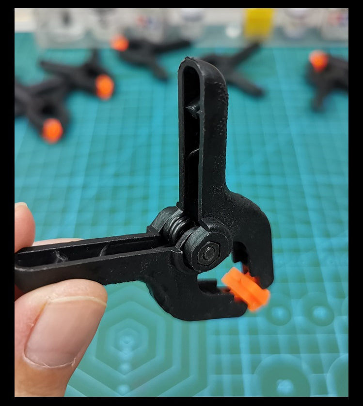 Model Seamless Clamps Set of 12 — 65×55mm for Scale Models & Miniatures