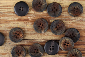 Black Charred Natural Buffalo Horn Round 4-Hole Plum Blossom Texture Buttons – Set of 20 Burned Red