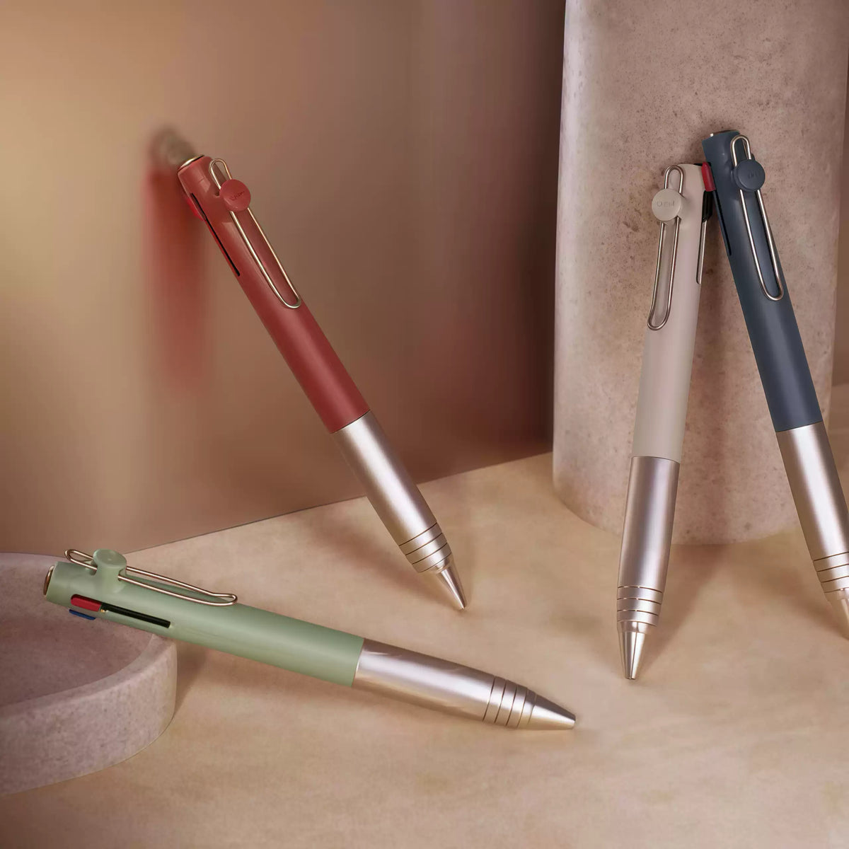 Uni-ball ZENTO Flow Model 3-Color Gel Pen | Black, Red & Blue Ink | 0.38 / 0.5mm