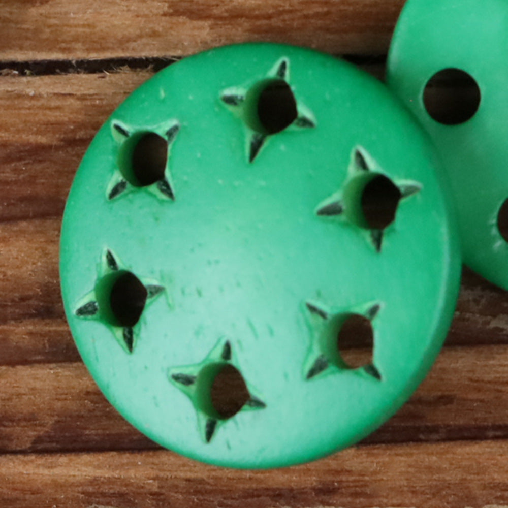 21mm Star Cutout Natural Horn Shank Buttons | Pack of 10 Green
