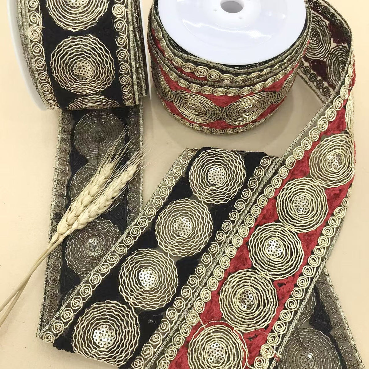 10 Yards 6.5CM Wide Miao Ethnic Circle Embroidery Lace Trim