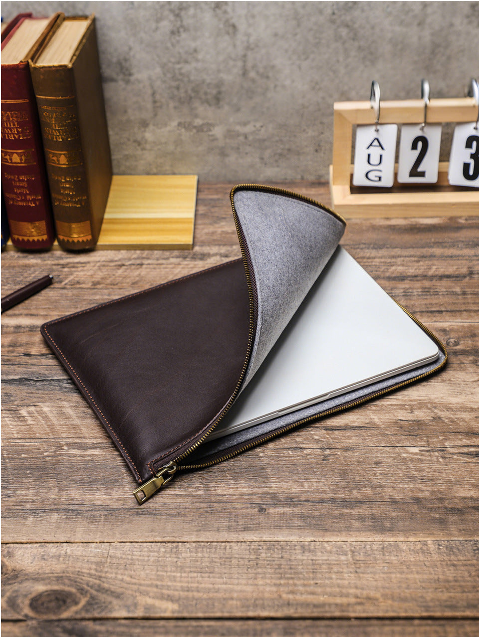 Genuine Leather Laptop Sleeve for MacBook Pro 13” – Coffee Brown with Carry Handle