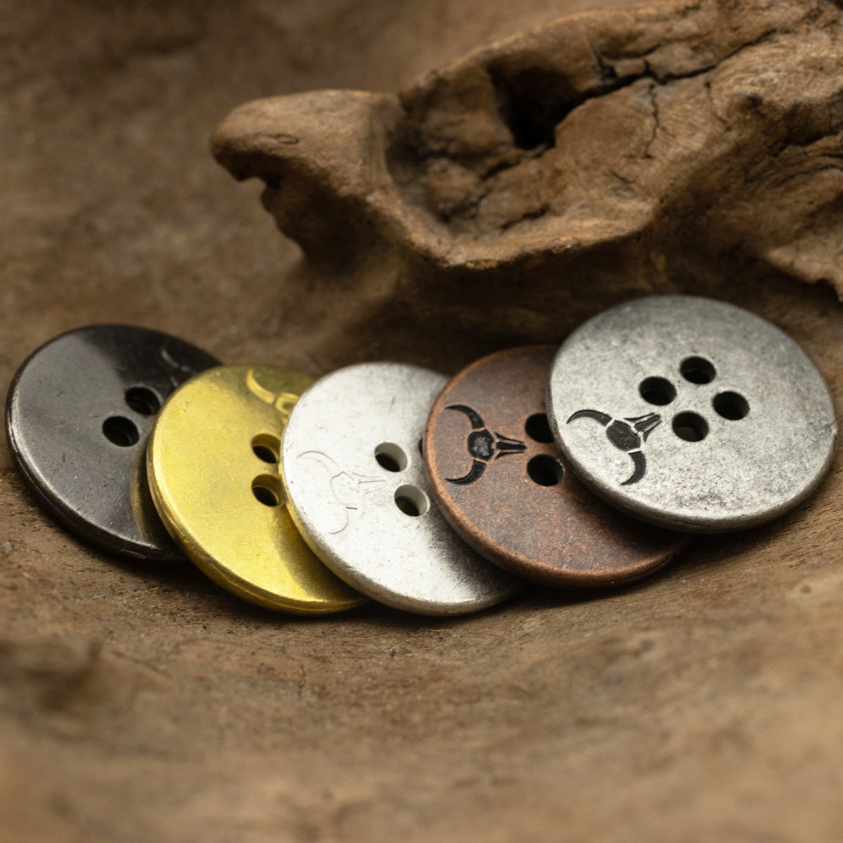 Japanese Round Retro Metal Buttons,4 Hole,10pcs