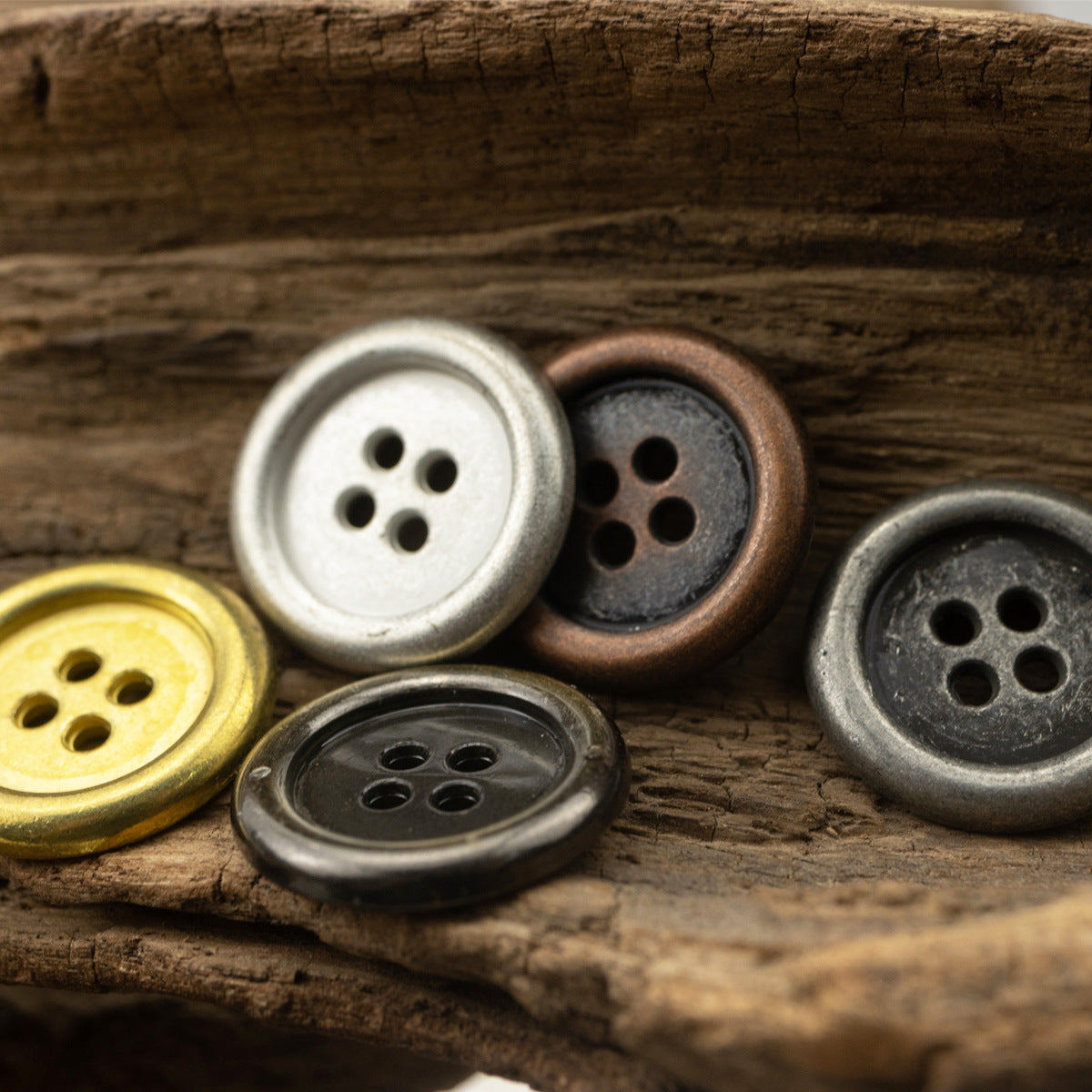 Japanese Round Retro Metal Buttons,4 Hole,10pcs