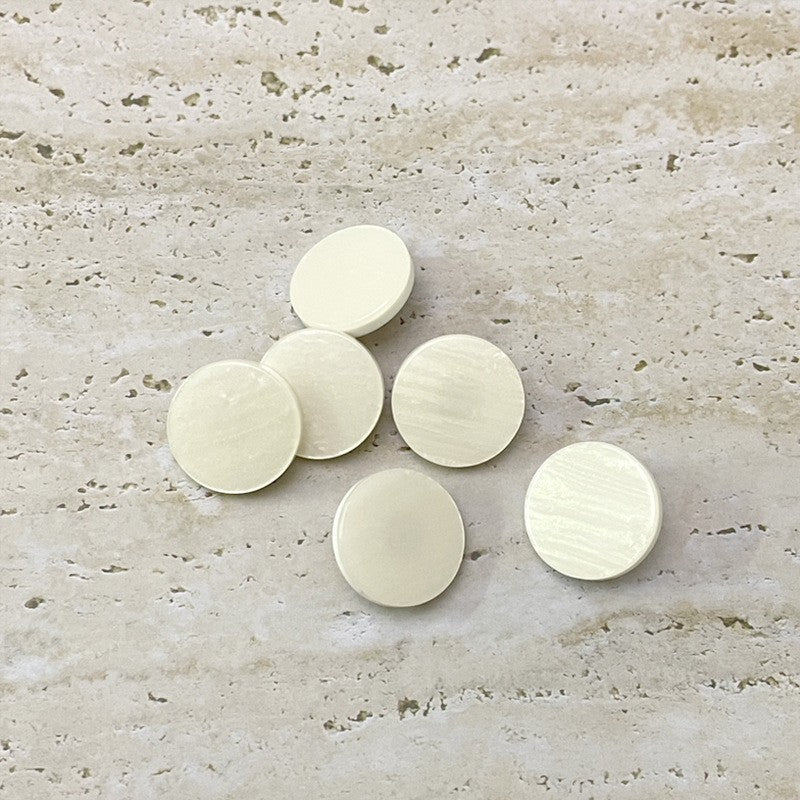 10-18mm Beige Flat Resin Buttons with Metal Shanks for Shirts Cardigans Sweaters