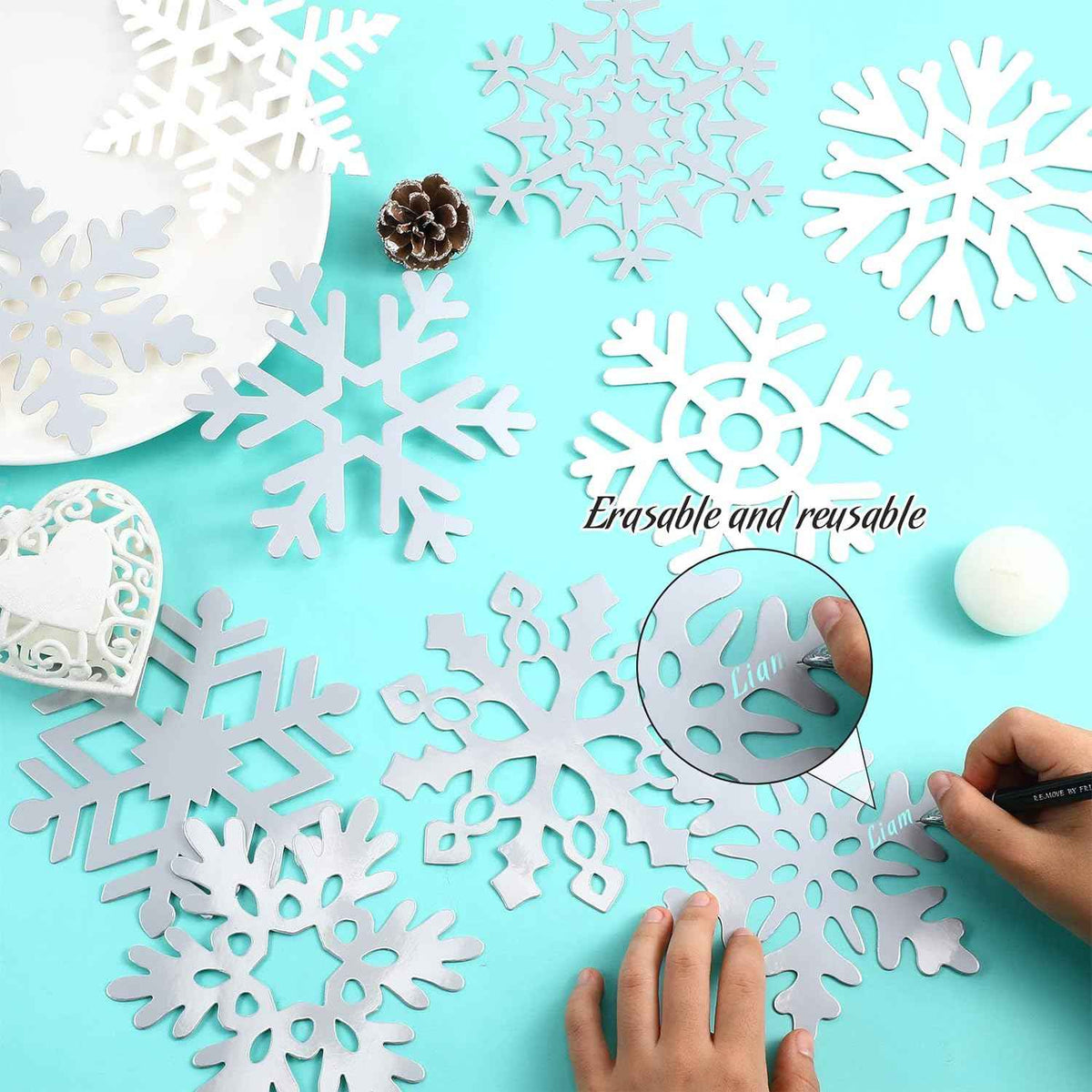 45 piezas de recortes de papel de copo de nieve de Navidad de invierno con puntos de pegamento