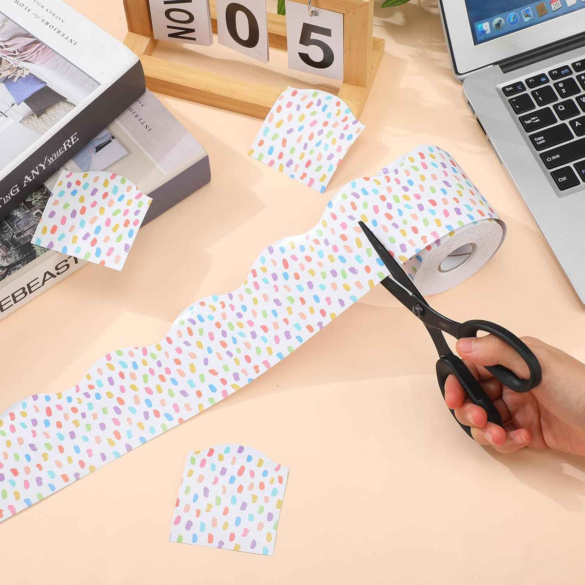 Bordes decorativos de puntos para tablón de anuncios de 65 pies
