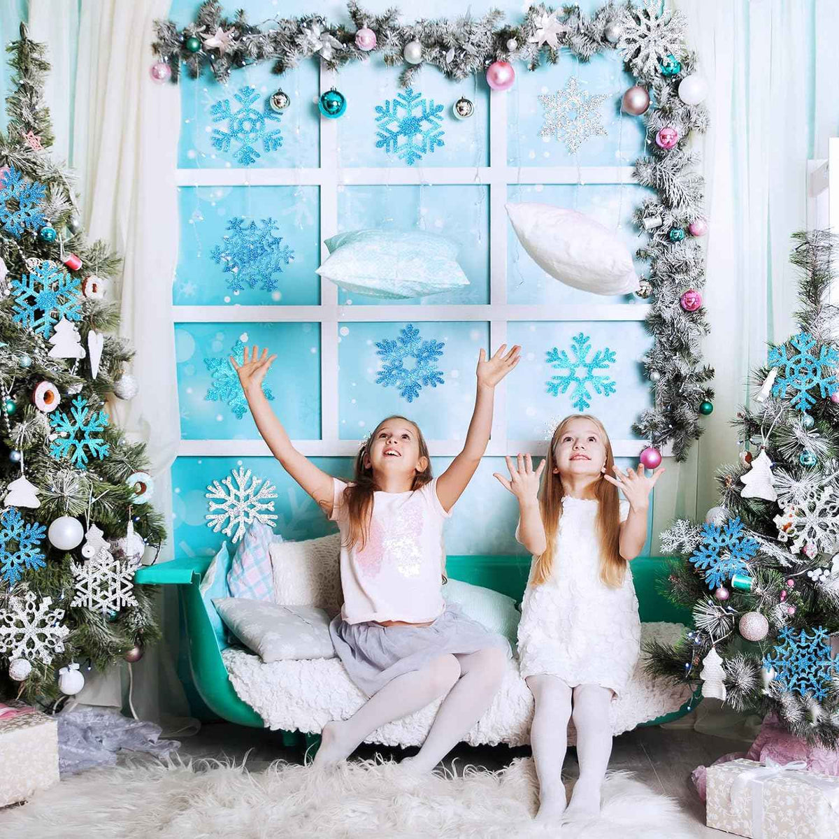 45 piezas de recortes de papel de copo de nieve de Navidad de invierno con puntos de pegamento